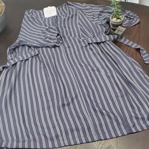 NWT BEAUTIFUL maternity dress 👗